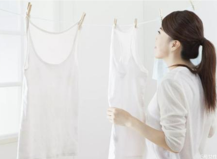 衣服洗完為什么有臭味 怎么拯救曬臭的衣服 衣服洗完為什么有臭味 怎么拯救曬臭的衣服