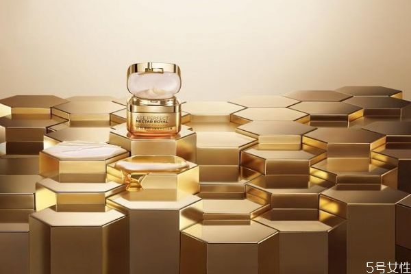 歐萊雅小蜜罐怎么打開 歐萊雅小蜜罐使用方法 歐萊雅小蜜罐怎么打開 歐萊雅小蜜罐使用方法