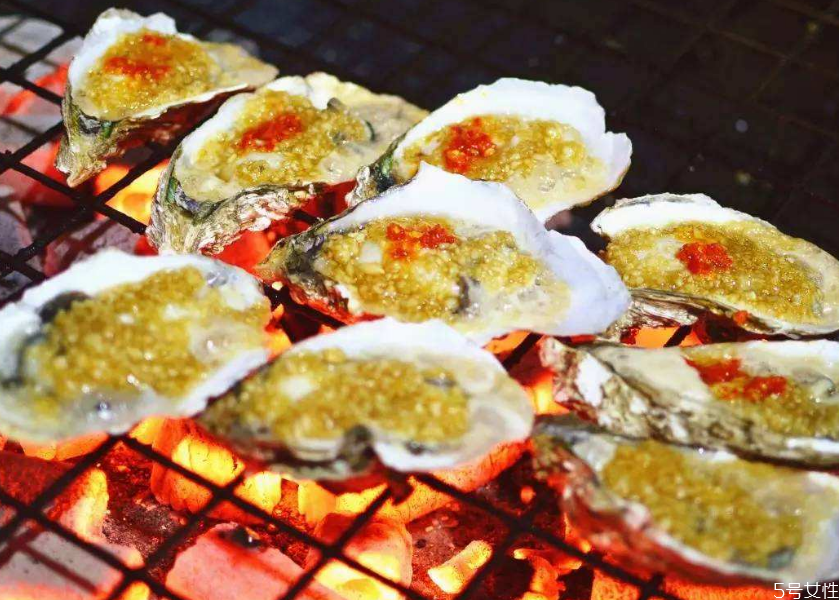 烤生蠔要開蓋嗎 烤生蠔放冰箱隔夜還能吃嗎 烤生蠔要開蓋嗎 烤生蠔放冰箱隔夜還能吃嗎