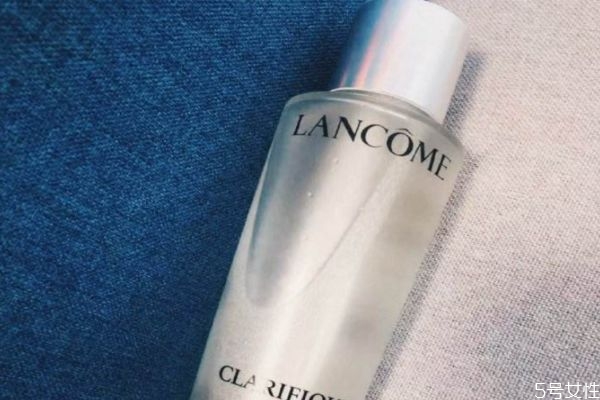 蘭蔻極光水有酒精嗎 蘭蔻極光水孕婦可以用嗎 蘭蔻極光水有酒精嗎 蘭蔻極光水孕婦可以用嗎