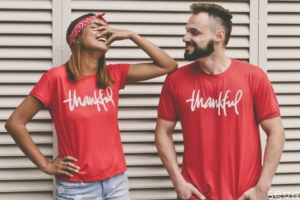 女生約會(huì)緊張代表什么 第一次約會(huì)有戲的表現(xiàn) 女生約會(huì)緊張代表什么 第一次約會(huì)有戲的表現(xiàn)