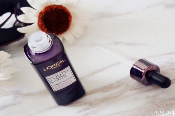 歐萊雅黑精華使用步驟 歐萊雅黑精華功效作用 歐萊雅黑精華使用步驟 歐萊雅黑精華功效作用