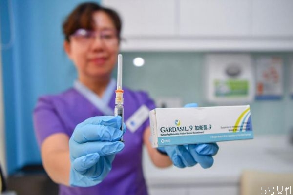 hpv疫苗能提前打嗎 hpv第二針推遲一個月怎么辦 hpv疫苗能提前打嗎 hpv第二針推遲一個月怎么辦