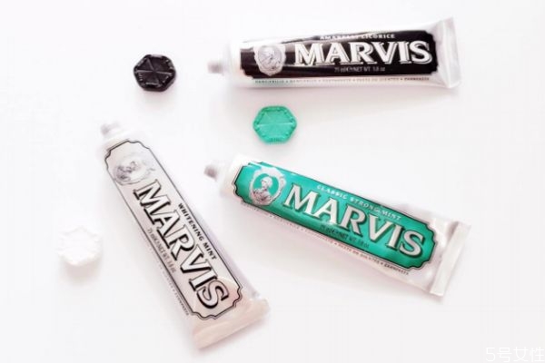 有什么美白牙膏比較好 有哪些好用的美白牙膏 有什么美白牙膏比較好 有哪些好用的美白牙膏