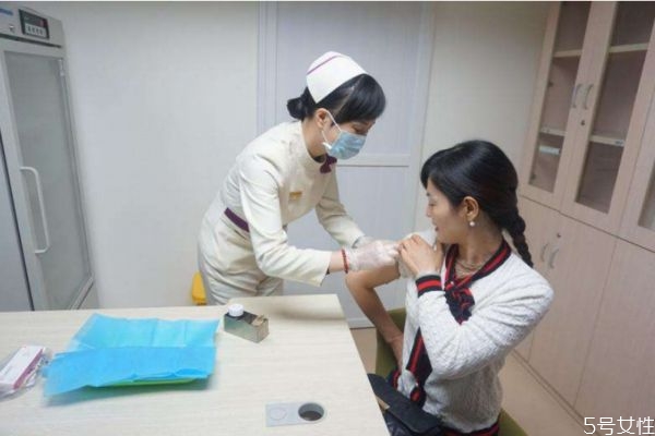 宮頸癌疫苗不是處女可以打嗎 有性行為打九價(jià)有效嗎 宮頸癌疫苗不是處女可以打嗎 有性行為打九價(jià)有效嗎