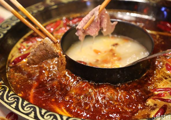 火鍋熱量高嗎 一頓火鍋要運(yùn)動(dòng)多久 火鍋熱量高嗎 一頓火鍋要運(yùn)動(dòng)多久