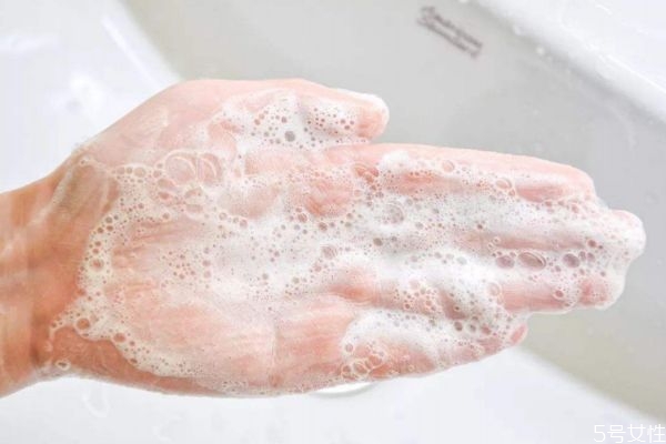 用起泡網(wǎng)會使肥皂更快用完嗎 除螨皂怎么用起泡網(wǎng) 用起泡網(wǎng)會使肥皂更快用完嗎 除螨皂怎么用起泡網(wǎng)