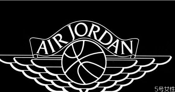 aj和nike什么關(guān)系 aj和耐克怎么區(qū)分 aj和nike什么關(guān)系 aj和耐克怎么區(qū)分