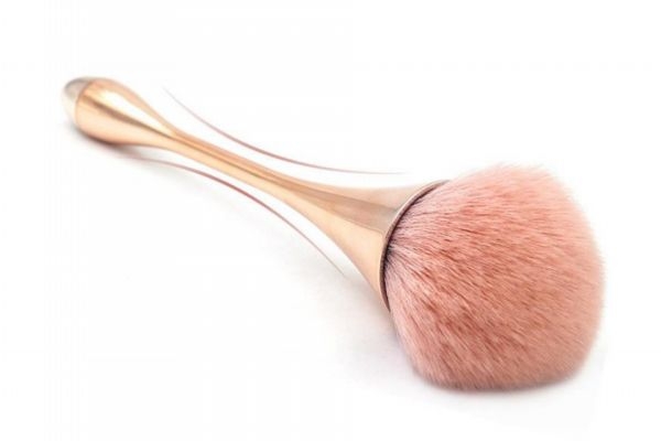 化妝刷可以烘干消毒嗎 化妝刷可以用風(fēng)扇吹嗎 化妝刷可以烘干消毒嗎 化妝刷可以用風(fēng)扇吹嗎