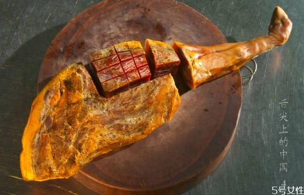 金華火腿放了兩年可不可以吃 金華火腿怎么辨別壞了 金華火腿放了兩年可不可以吃 金華火腿怎么辨別壞了