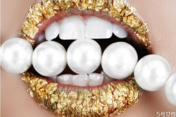 牙齒美白的小竅門有哪些 牙齒美白注意什么 牙齒美白的小竅門有哪些 牙齒美白注意什么