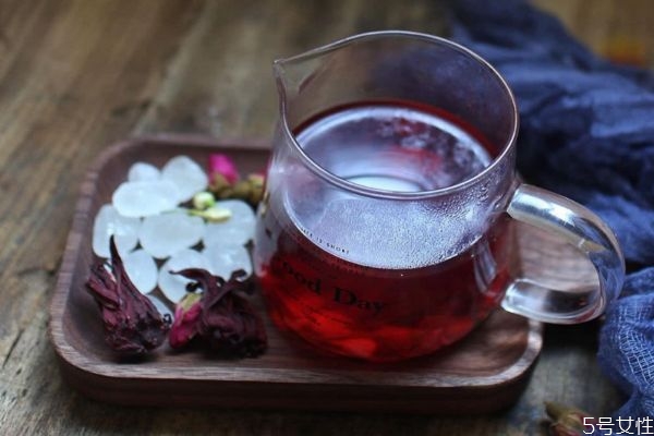 洛神花茶怎么喝才能不酸 洛神花茶的沖泡方法 洛神花茶怎么喝才能不酸 洛神花茶的沖泡方法