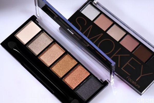 高光和眼影的配料是一樣的么 眼影高光怎么打 高光和眼影的配料是一樣的么 眼影高光怎么打