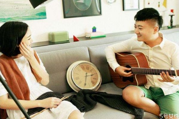 斷聯(lián)后是否還能復合 男生一個月不聯(lián)系算結(jié)束