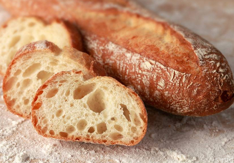 法棍為什么那么硬 法棍面包這么硬怎么吃 法棍為什么那么硬 法棍面包這么硬怎么吃