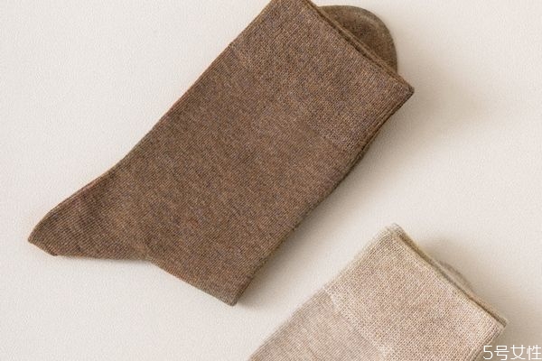 冬天襪子濕怎么辦 冬天襪子幾天換一次 冬天襪子濕怎么辦 冬天襪子幾天換一次