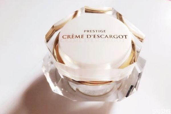 伊思蝸牛霜保質(zhì)期是多久 伊思蝸牛霜適合什么年齡 伊思蝸牛霜保質(zhì)期是多久 伊思蝸牛霜適合什么年齡