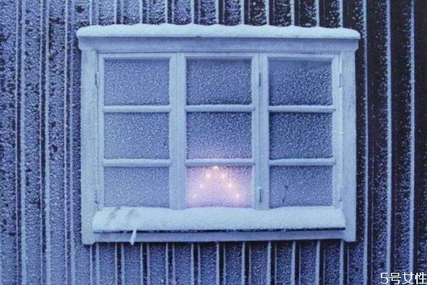 冬天窗戶(hù)漏風(fēng)怎么辦 窗戶(hù)漏風(fēng)怎么處理 冬天窗戶(hù)漏風(fēng)怎么辦 窗戶(hù)漏風(fēng)怎么處理