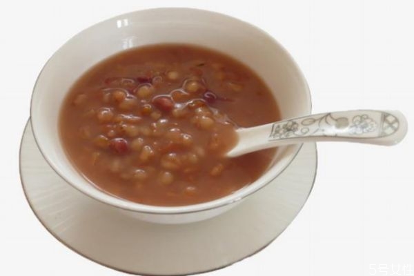 綠豆粥要煮多久 綠豆粥能和紅豆一起煮嗎 綠豆粥要煮多久 綠豆粥能和紅豆一起煮嗎