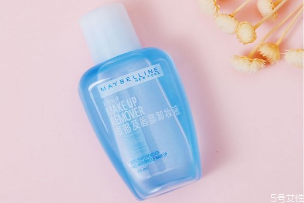 眼唇一定要單獨(dú)卸妝嗎 眼唇卸妝液可以用什么代替 眼唇一定要單獨(dú)卸妝嗎 眼唇卸妝液可以用什么代替