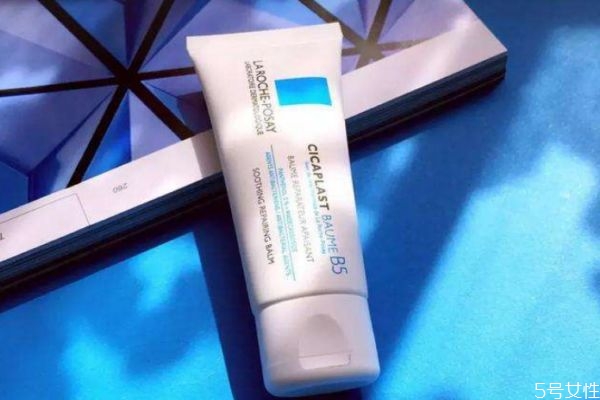 理膚泉b5點(diǎn)涂還是全臉 理膚泉b5能涂著睡覺嗎 理膚泉b5點(diǎn)涂還是全臉 理膚泉b5能涂著睡覺嗎