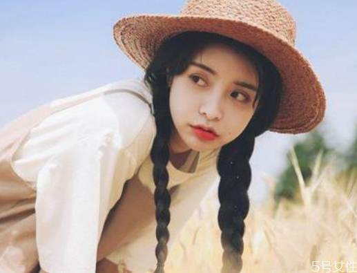 戴帽子怎么不壓劉海 齊劉海怎么戴鴨舌帽 戴帽子怎么不壓劉海 齊劉海怎么戴鴨舌帽