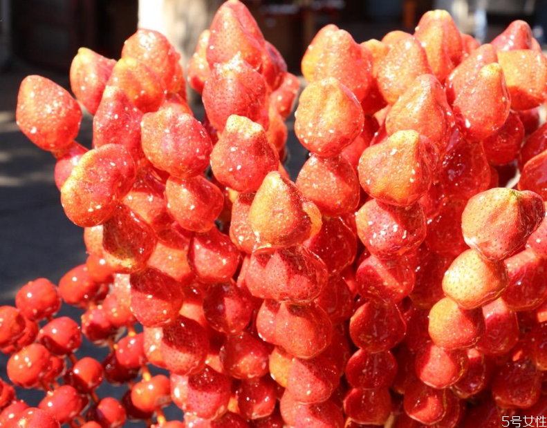 冰糖草莓怎么做 冰糖草莓要等多久才硬 冰糖草莓怎么做 冰糖草莓要等多久才硬