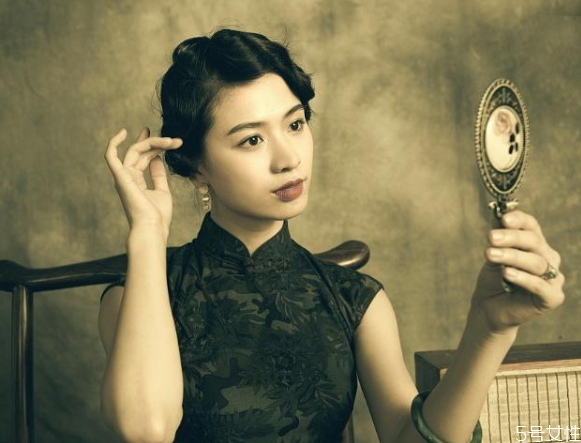 怎么穿旗袍日常 如何將旗袍穿出時(shí)尚感 怎么穿旗袍日常 如何將旗袍穿出時(shí)尚感