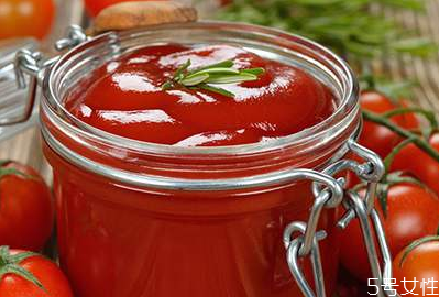 番茄沙司可以當(dāng)番茄醬用嗎 番茄醬和番茄沙司哪個好吃