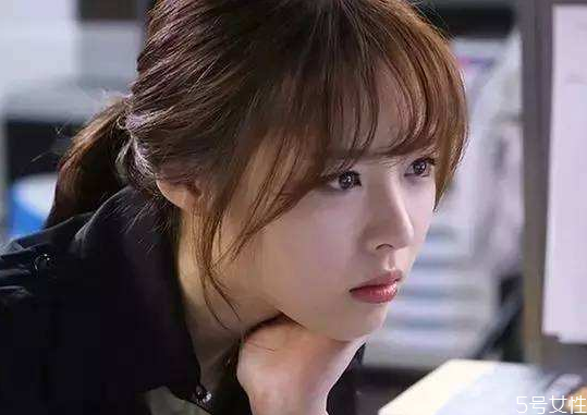 短發(fā)怎么扎好看 扎不起來的短發(fā)怎么辦 短發(fā)怎么扎好看 扎不起來的短發(fā)怎么辦