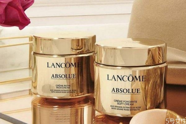 蘭蔻菁純系列有幾款面霜 蘭蔻菁純面霜滋潤型和清爽型 蘭蔻菁純系列有幾款面霜 蘭蔻菁純面霜滋潤型和清爽型