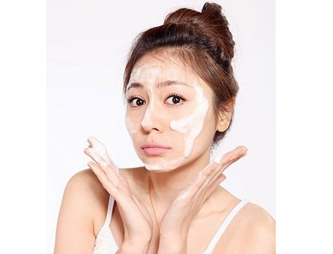 泡泡面膜真的可以清潔毛孔嗎 泡泡面膜有什么作用 泡泡面膜真的可以清潔毛孔嗎 泡泡面膜有什么作用