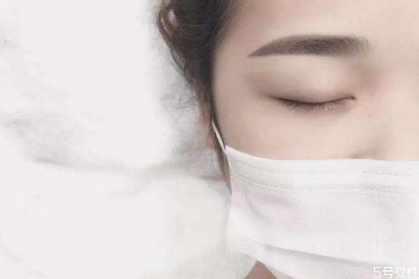 眉毛紋的顏色太深了怎么辦 眉毛紋太濃了怎么變淡 眉毛紋的顏色太深了怎么辦 眉毛紋太濃了怎么變淡