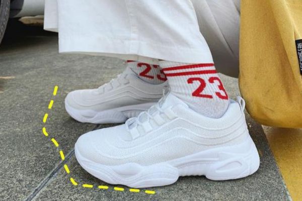 松糕鞋適合什么樣的人穿 松糕鞋怎么搭配衣服