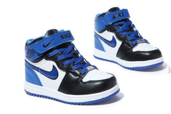 nike童鞋和成人鞋有什么區(qū)別 aj童鞋和成人鞋的區(qū)別 nike童鞋和成人鞋有什么區(qū)別 aj童鞋和成人鞋的區(qū)別