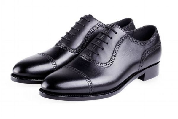 皮鞋劃痕怎么修復(fù) 皮鞋劃痕處理小竅門 皮鞋劃痕怎么修復(fù) 皮鞋劃痕處理小竅門