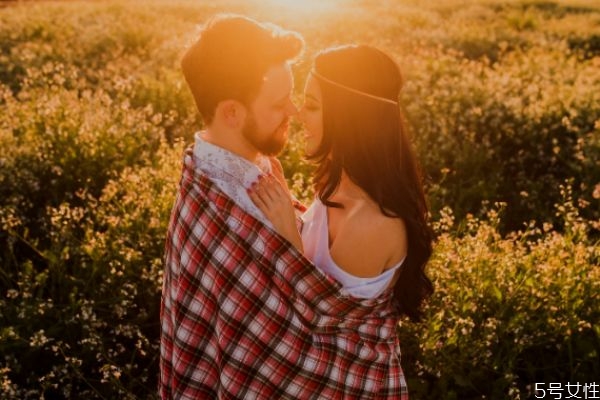 失戀了怎么辦才能放下一個人 失戀了適合去的地方 失戀了怎么辦才能放下一個人 失戀了適合去的地方