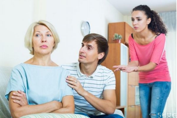 公婆媳吵架我該怎么辦 婆媳吵架的禁區(qū) 公婆媳吵架我該怎么辦 婆媳吵架的禁區(qū)