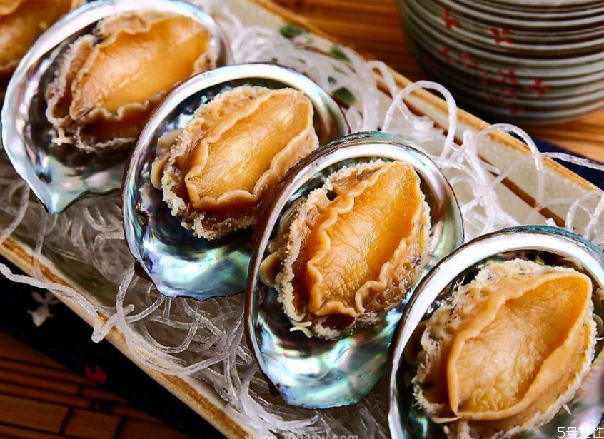 干鮑魚(yú)蒸多久才可以吃 干鮑魚(yú)煲湯要提前泡多久