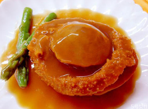 鮑魚發(fā)霉點了怎么處理 干鮑魚表面發(fā)霉還能吃嗎 鮑魚發(fā)霉點了怎么處理 干鮑魚表面發(fā)霉還能吃嗎