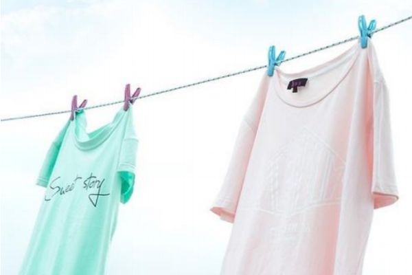 衣服怎么曬不皺 晾衣服怎么防止蟲子 衣服怎么曬不皺 晾衣服怎么防止蟲子
