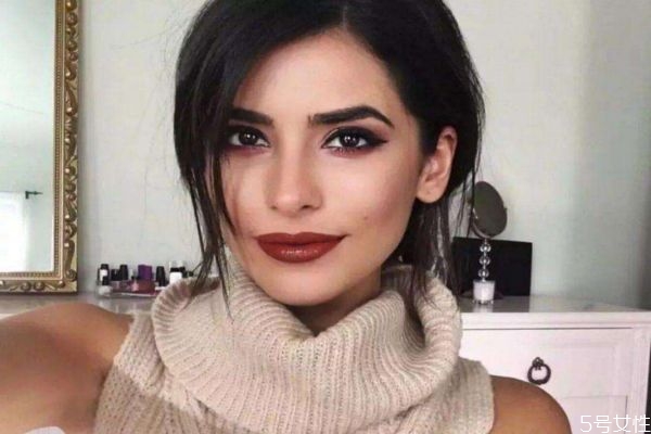 歐美眉毛怎么化 歐美妝的特點(diǎn) 歐美眉毛怎么化 歐美妝的特點(diǎn)