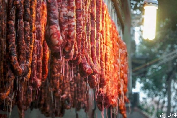 臘腸開袋后怎么保存 臘腸開袋即食嗎 臘腸開袋后怎么保存 臘腸開袋即食嗎