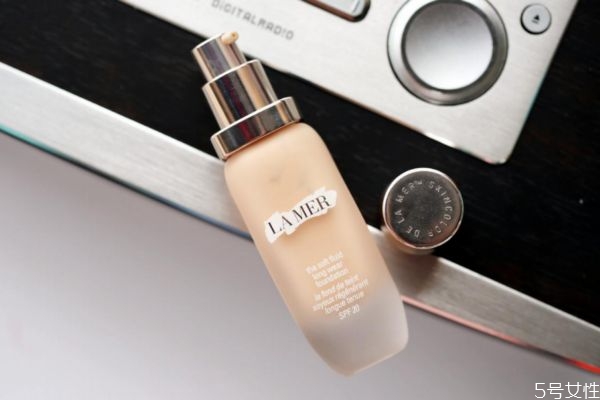 粉調(diào)的粉底液適合什么膚色 粉白皮是什么膚色 粉調(diào)的粉底液適合什么膚色 粉白皮是什么膚色