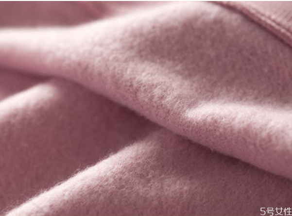 搖粒絨和抓絨哪個(gè)保暖 搖粒絨和抓絨哪個(gè)好 搖粒絨和抓絨哪個(gè)保暖 搖粒絨和抓絨哪個(gè)好