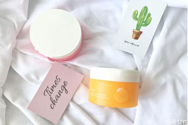 ukiss卸妝膏和芭妮蘭卸妝膏哪個好 怎樣選擇卸妝產品 ukiss卸妝膏和芭妮蘭卸妝膏哪個好 怎樣選擇卸妝產品