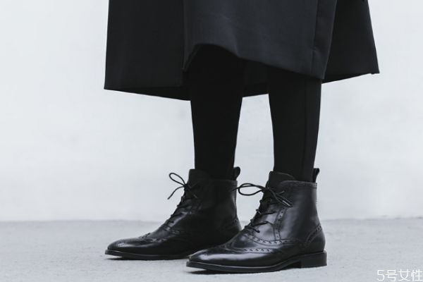 短靴怎么穿才不顯腿短 短靴會不會顯腿短 短靴怎么穿才不顯腿短 短靴會不會顯腿短