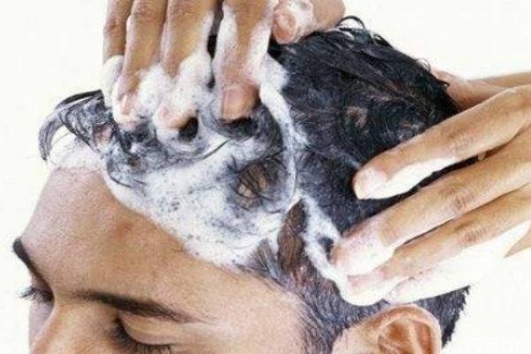 茶麩怎么用來洗頭 ?茶麩洗頭有哪些好處 茶麩怎么用來洗頭 ?茶麩洗頭有哪些好處