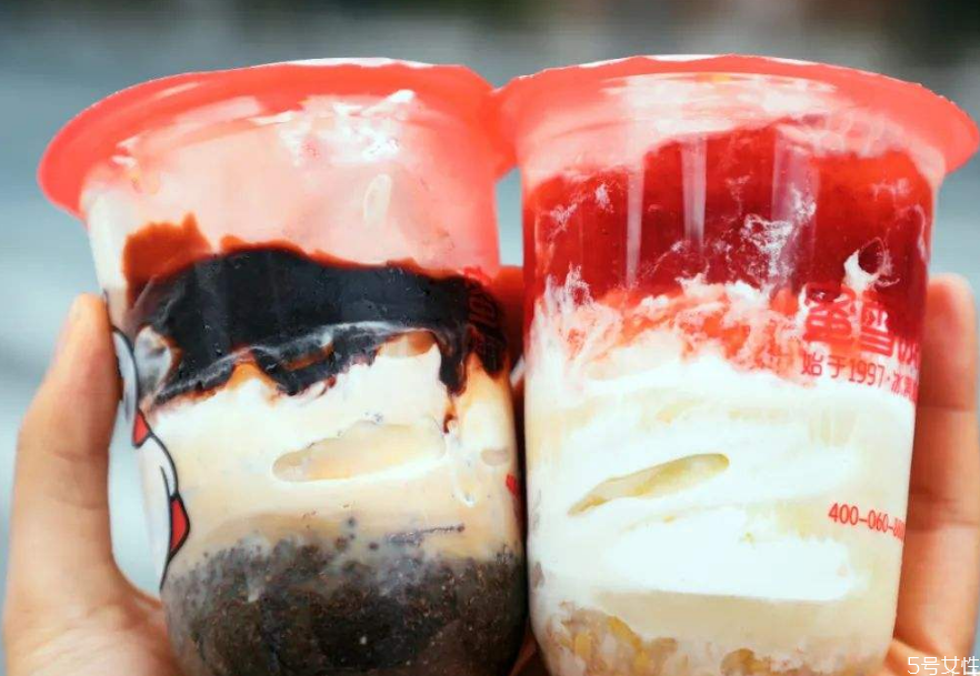 吃土搖搖奶昔里面有什么 吃土搖搖奶昔好喝嗎 吃土搖搖奶昔里面有什么 吃土搖搖奶昔好喝嗎