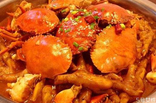 肉蟹煲好吃嗎 肉蟹煲的家常做法 肉蟹煲好吃嗎 肉蟹煲的家常做法